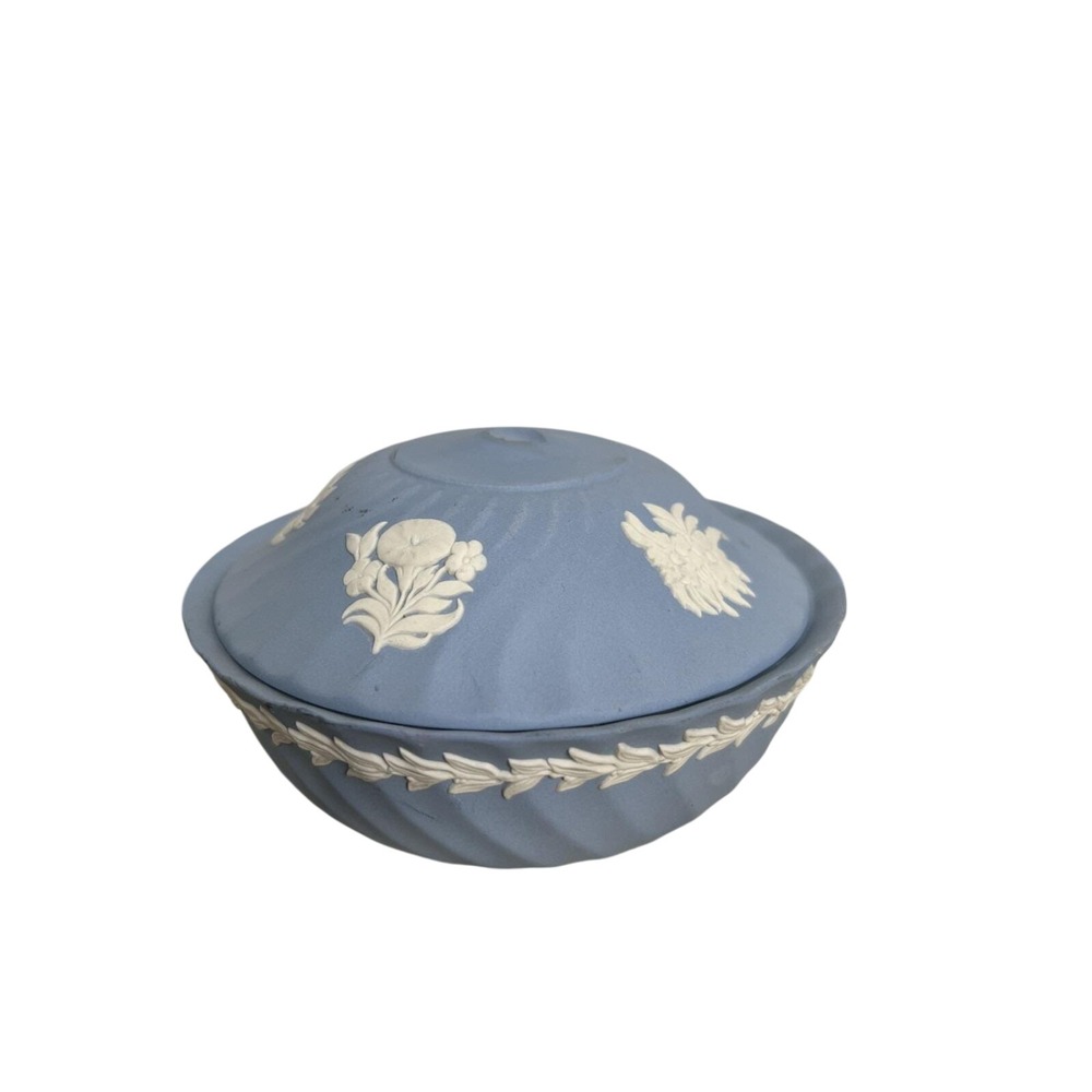 Vtg C1960 Collectible WEDGWOOD Jasperware Blue Swirl Design Powder Bowl No Knob